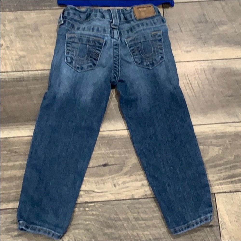 Authentic True Religion designer signature Jeans & tee shirt Sz
2T - Picture 5 of 8